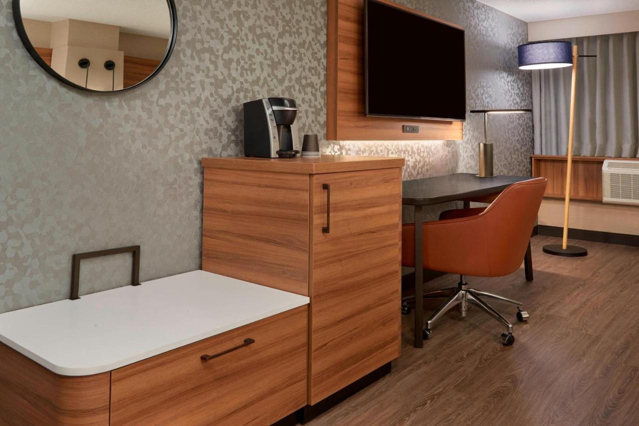 Fairfield Inn By Marriott Montreal Downtown Dış mekan fotoğraf